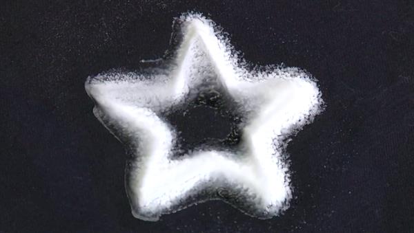 東京理工改進(jìn)桌面3D打印機(jī)，用冰塊打印小型結(jié)構(gòu)和形狀